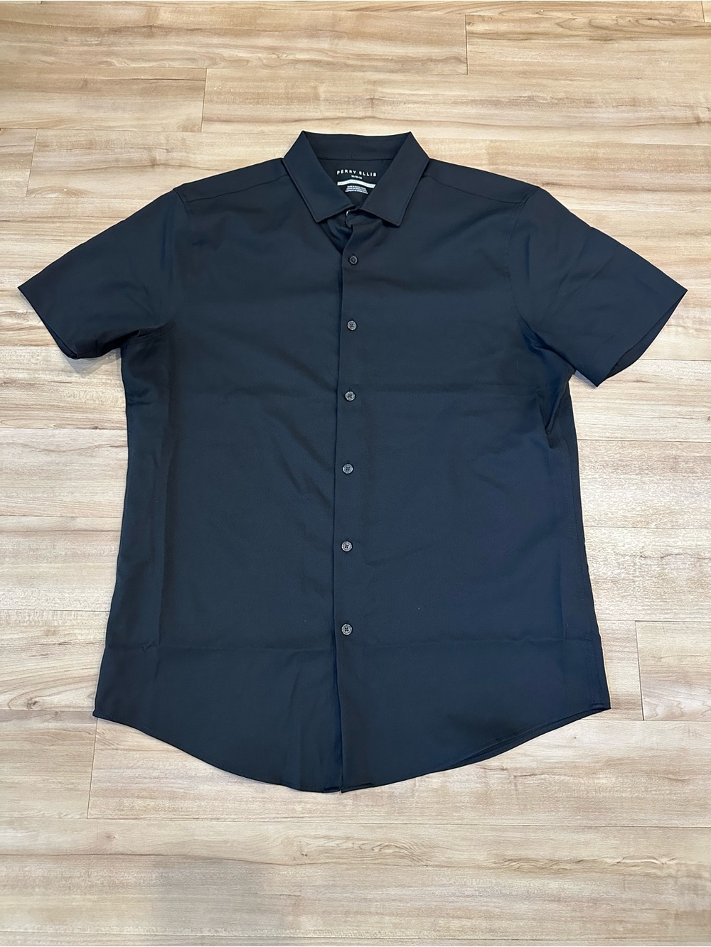 Perry Ellis Slim Fit Button Down Shirt Size Medium